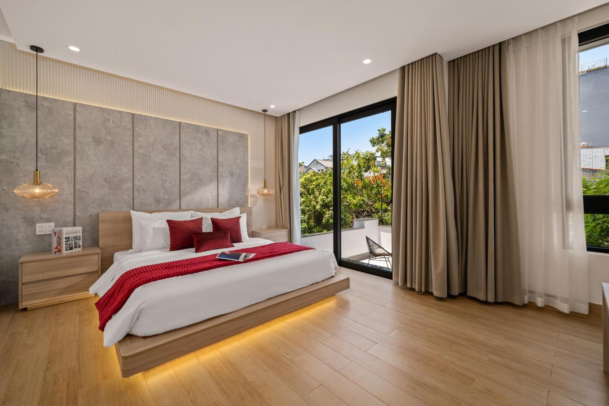 Sense Pool - Luxurious 500m2 Pool Mansion Walk To My Khe